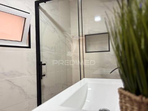 Apartamento t2 na zona histórica do seixal - frente ribeirinha
