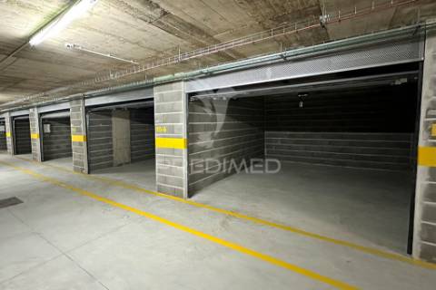 Garagens individuais (boxes) em portimão