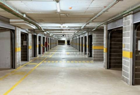 Garagens individuais (boxes) em portimão