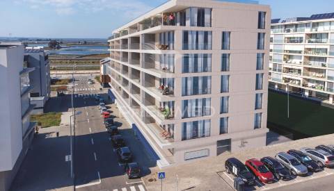 Apartamento t1 com varanda e 2 casas de banho, barrocas – aveiro
