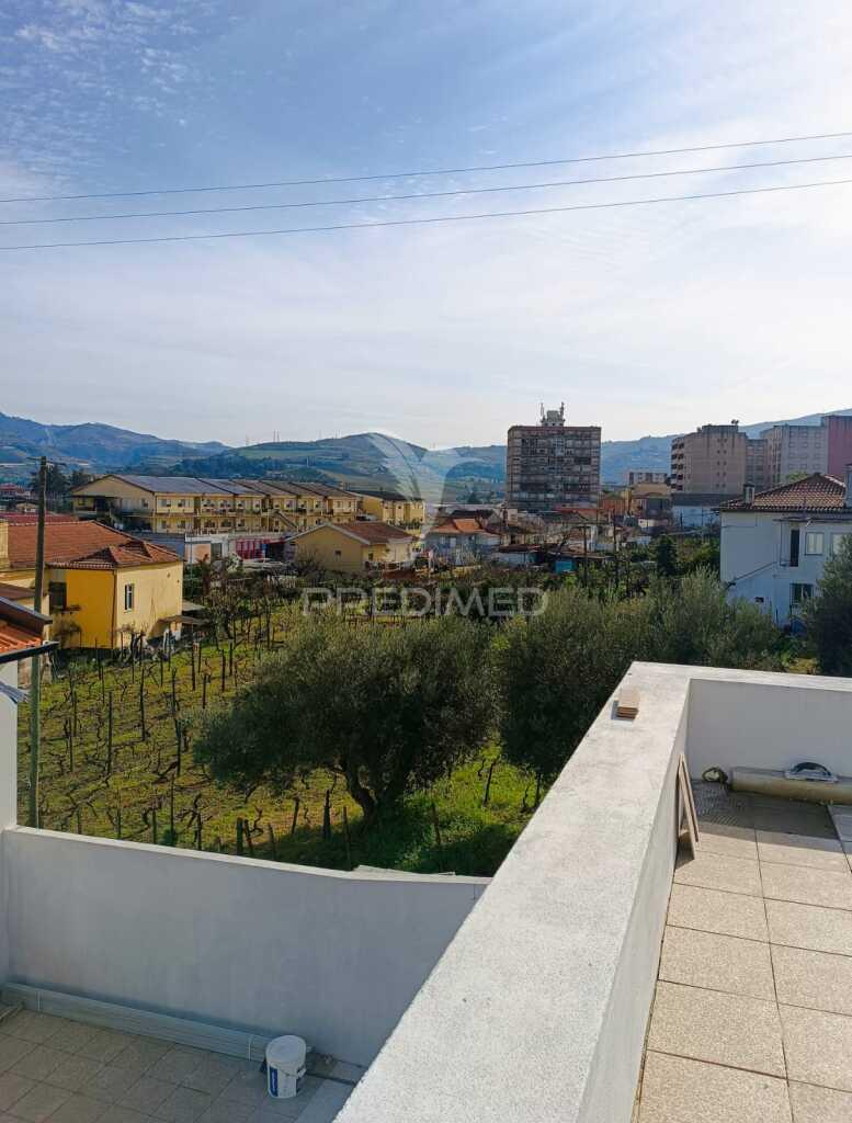 Andar moradia t2 em construção