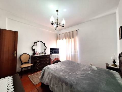 Apartamento t4, golegã
