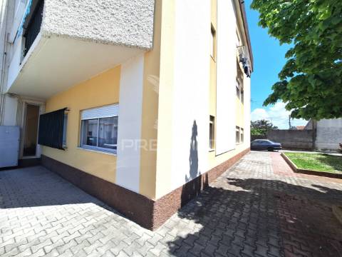 Apartamento t4, golegã