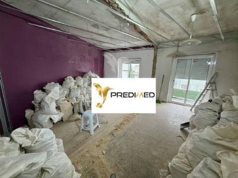 T2 remodelado na amadora