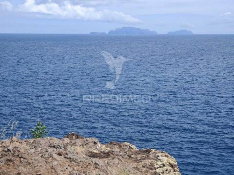Terreno premium com vista mar no caniçal-ideal para projeto turìstico