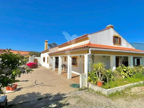 Moradia t4 e terreno com 4087 m2