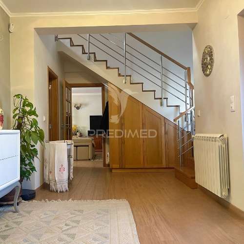 Moradia t4 e terreno com 4087 m2