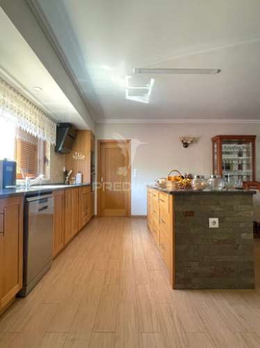 Moradia t4 e terreno com 4087 m2
