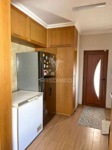 Moradia t4 e terreno com 4087 m2