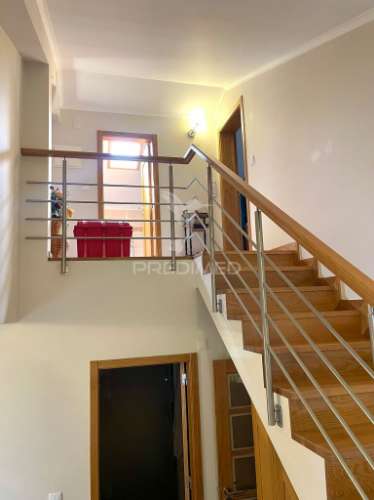 Moradia t4 e terreno com 4087 m2