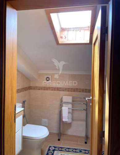 Moradia t4 e terreno com 4087 m2