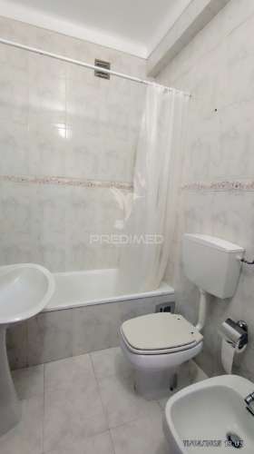 Apartamento t2 com vista rio e parque urbano josé afonso – baixa da banheira