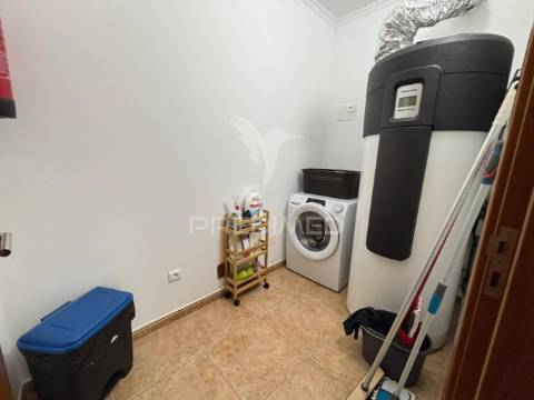 Apartamento t3 com vista mar – porto martins