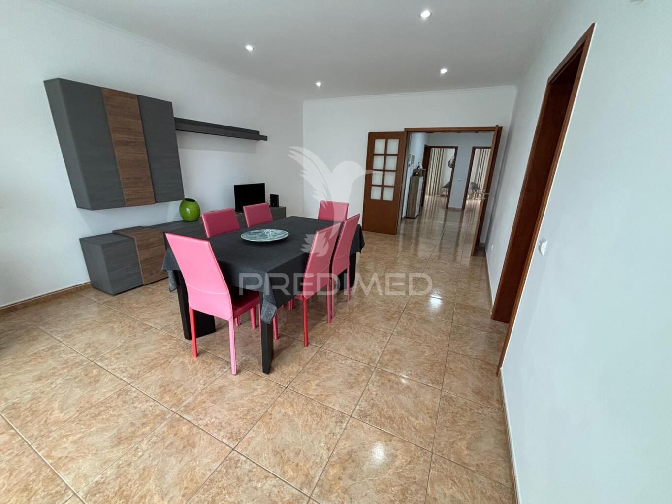 Apartamento t3 com vista mar – porto martins