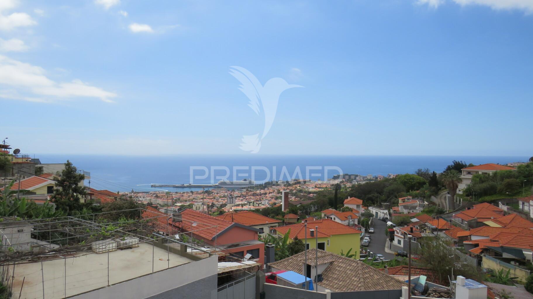 Moradia t4 vista definitiva porto do funchal.
