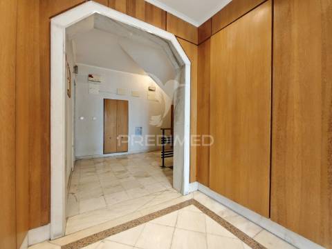 Apartamento t1 com terraço e box em palmela