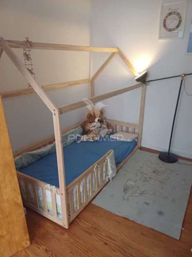 Magnifico t2 com logradouro privado no centro de lisboa