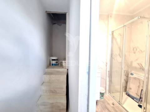 Moradia t4, com terreno, são miguel do rio torto, abrantes