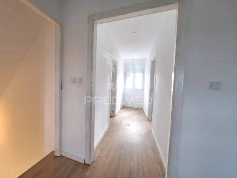 Moradia t4, com terreno, são miguel do rio torto, abrantes