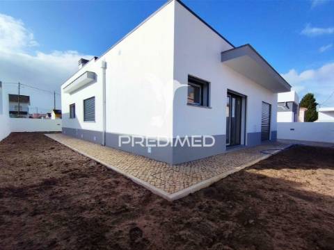 Suíte c/closet, garagem: 32,96m2, espaço para piscina
