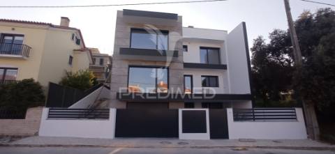 Fantástica moradia no bairro alto das eiras - em construção