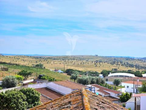 Moradia t3 com garagem em messejana