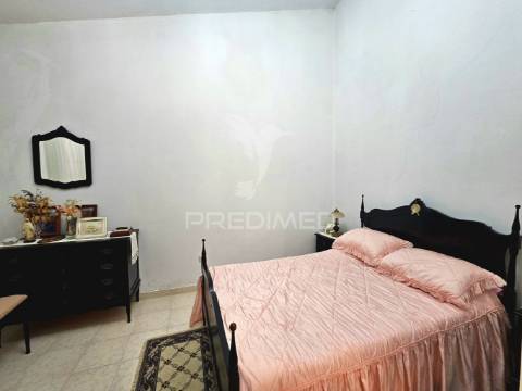 Moradia t2 + 1 em casével, castro verde