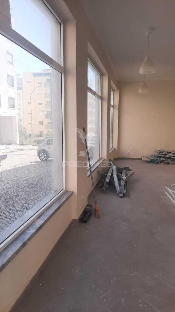 Loja ( serviços ) - bairro afonso costa * 2910-056 setúbal