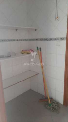 Loja ( serviços ) - bairro afonso costa * 2910-056 setúbal