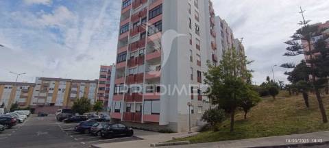 Apartamento em almada, união das freguesias de larangeiro e feijó