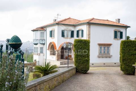Quinta cachide
