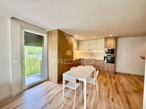 Apartamento t1 "semi - novo" - próximo à universidade