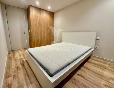 Apartamento t1 "semi - novo" - próximo à universidade