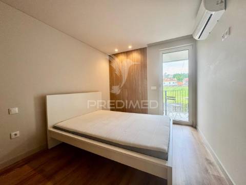 Apartamento t1 "semi - novo" - próximo à universidade