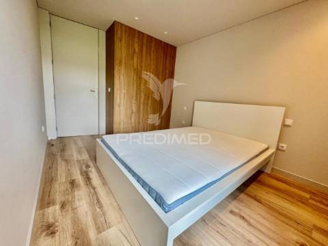 Apartamento t1 "semi - novo" - próximo à universidade