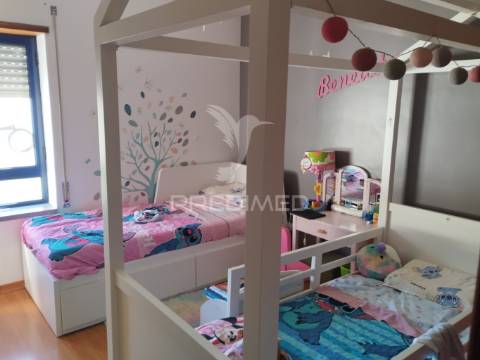 Apartamento t3 com garagem no centro da cidade.