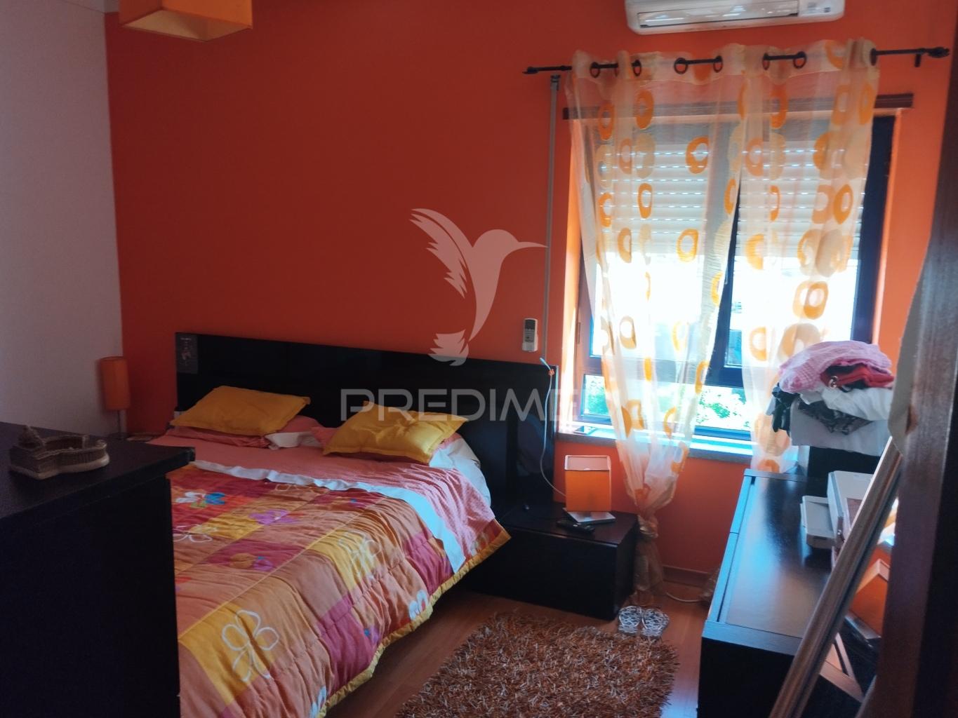 Apartamento t3 com garagem no centro da cidade.