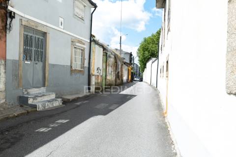 Moradia terrea em ruína - s. vitor, braga (ruína)