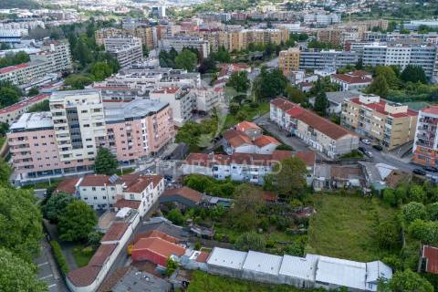 Moradia terrea em ruína - s. vitor, braga (ruína)