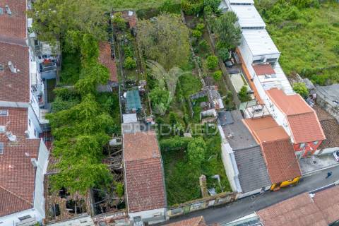 Moradia terrea em ruína - s. vitor, braga (ruína)