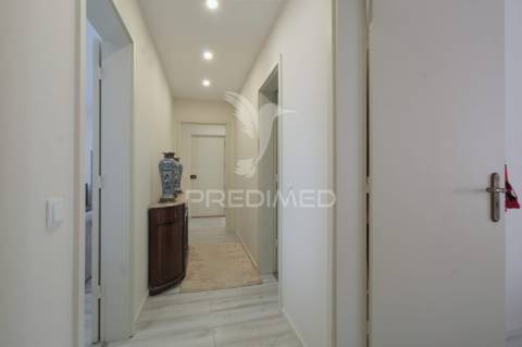 Requintado apartamento t2 totalmente remodelado