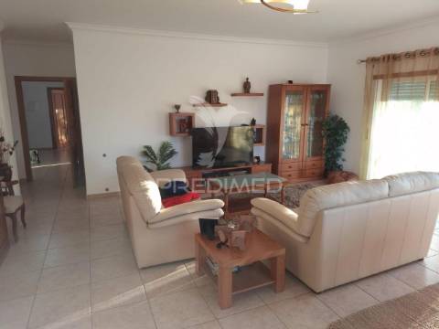 Apartamento t3 com garagem - vila nova de santo andré