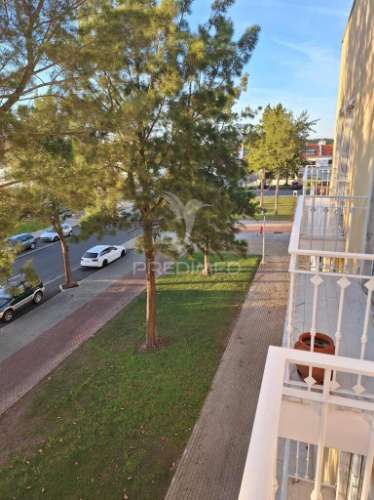 Apartamento t3 com garagem - vila nova de santo andré