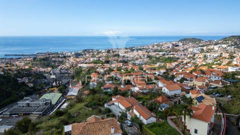 Moradia t3 no funchal - ilha da madeira
