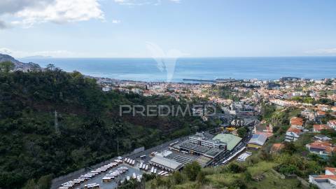 Moradia t3 no funchal - ilha da madeira