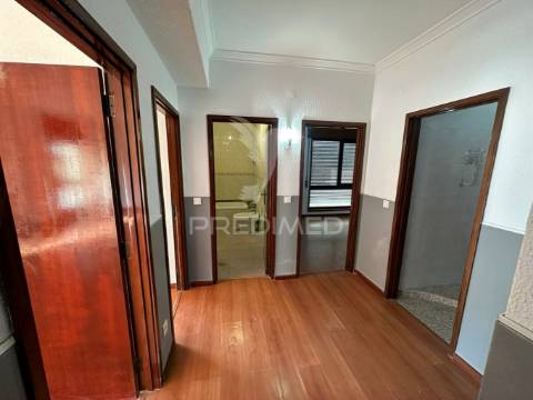 Apartamento t3 em vila pouca de aguiar - vila real