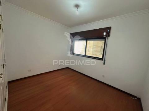 Apartamento t3 em vila pouca de aguiar - vila real