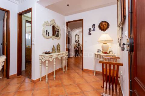 Apartamento  t2+1 almada