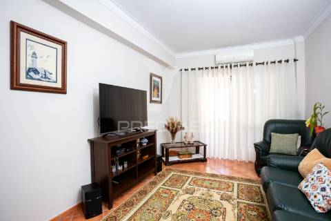 Apartamento  t2+1 almada