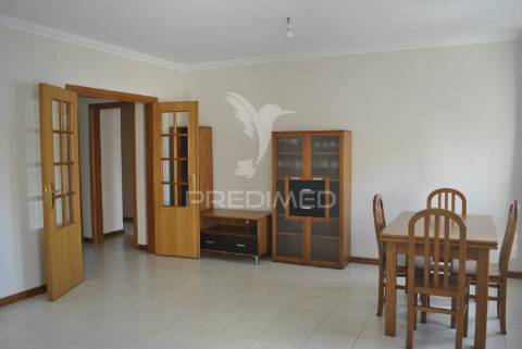 Apartamento t2 quinta dos canários- caldas da rainha